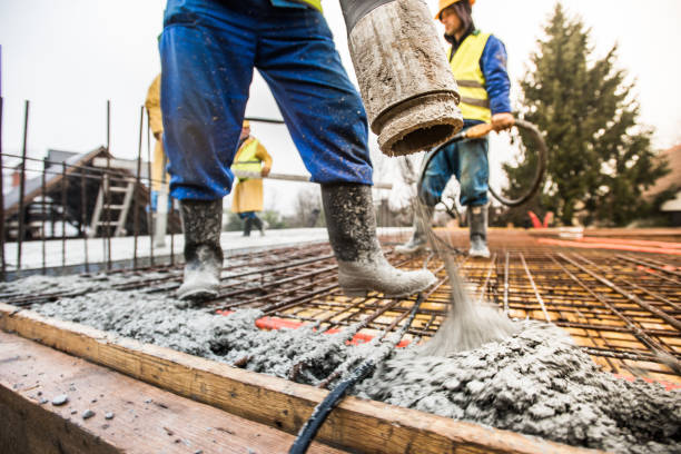 Best Concrete Pool Decks in Pleasant Valley, MO